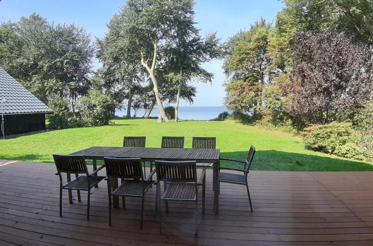 Ferienhaeuser Boddenstrand Вик Экстерьер фото